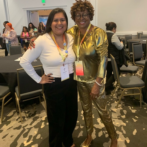 Meet your Posher, Celeste - Picture 7 of 16